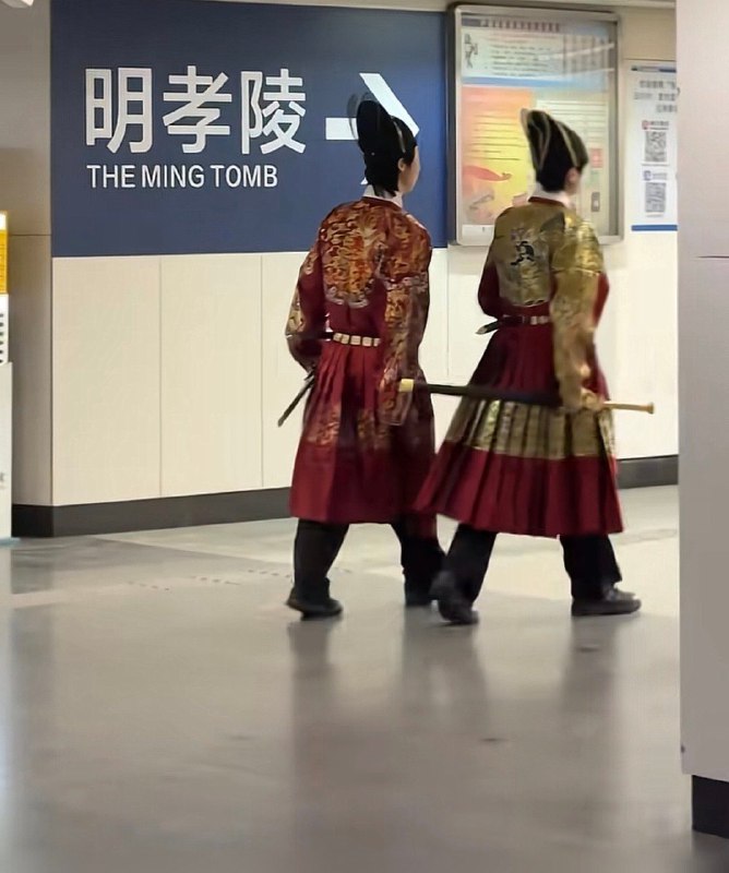 杯面骑士: 