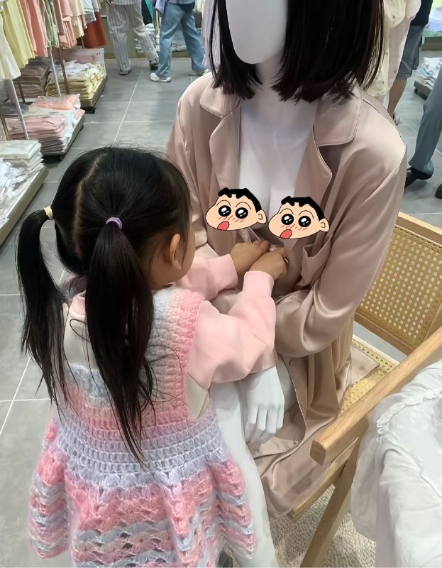 Q_Z: jandan.net/t/6130265OO: 136 XX: 15康师博: 不是吧  假人模特都要打码？OO: 71, XX: 0