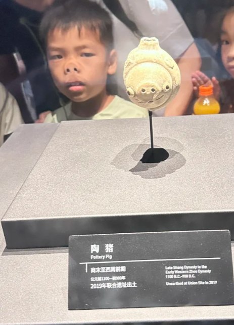 Q_Z: jandan.net/t/6130829OO: 158 XX: 5乱晃晃晃晃晃: 看到了几千年前的兄弟OO: 19, XX: 0