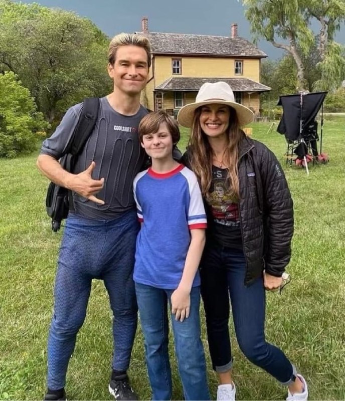 Q_Z: jandan.net/t/6127812阿祖怎么回事？也是楚中天？OO: 129 XX: 5给您拜年了: 很多服装设计师在设计裤子的都没专门预留露出尾巴的口子，所以没办法只能盘着放在裤子里了OO: 50, XX: 0呼啦巴嚓: 我一般都是缠在腰上的，穿上衣服看起来像小肚腩OO: 40, XX: 0蛋友24cafb2b2cc0: 美利坚之根OO: 36, XX: 0芒芒不是芒果: 感觉像戏服没完全换完OO: 8, XX: 0